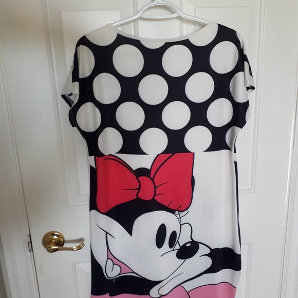 Dress Cartoon Pattern - Picture 2 of 2